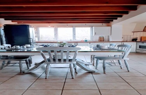 Caniac-du-Causse House | Relaxing Holiday Home with Nordic Spa and Pool Amenities