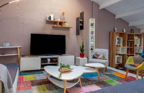 La Bernerie-en-Retz House | Cozy Holiday Home Rive Droite with Family-Friendly Amenities