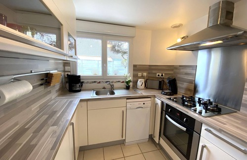 Saint-Pair-sur-Mer House | Cozy Holiday Home Steps from the Beach in St. Pair-sur-Mer