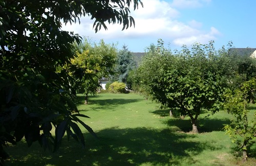 Saint-Quay-Perros House | Holiday Home 'Granit Cocoon 4p Madame Est Servie' with Private Garden and Wi-Fi