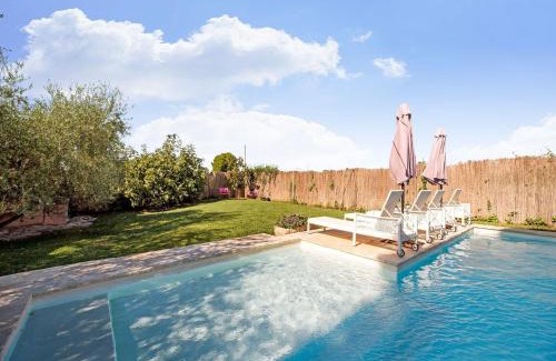 Fraga House | Inviting Fraga Holiday Home with Private Pool & Family-Friendly