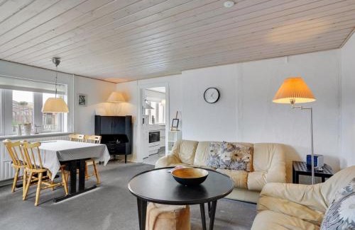 Thorsminde House | Pet-Friendly Holiday Home Fransiska by the Sea in Jutland