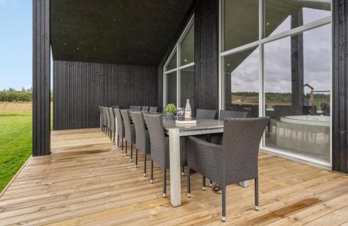Sønderstrand House | Cozy Holiday Home Fridel Near the Sea in Western Jutland