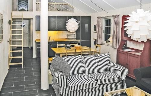 Sor-Fron House | Beautiful Mountain View Home in Gl - Family Friendly Stay
