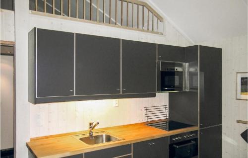 Sor-Fron House | Beautiful Mountain View Home in Gl - Family Friendly Stay