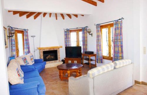 Monte Pego House | Family-Friendly Holiday Home Gabi with Pool - 9.5/10 Rated