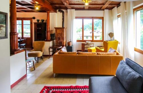 Ledro House | Experience Oceanfront Bliss at Holiday Home Gemma