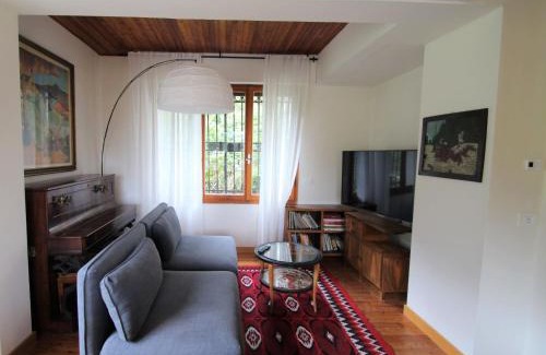 Ledro House | Experience Oceanfront Bliss at Holiday Home Gemma