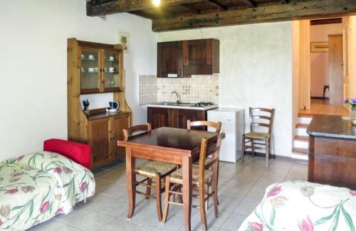 Santo House | Cozy Holiday Home Ginestre 2 with Pool & Pet-Friendly Amenities