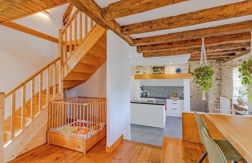 Jayac House | Enjoy Gîte La Mauratie: Pool, Private Terrace & Wi-Fi