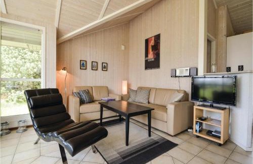 Blavand House | Beautiful Home in Blåvand with Kitchen & Pet Friendly