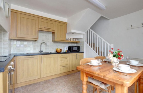 Porthmadog House | Cozy Glaslyn Cottage: Family-Friendly Retreat Awaits