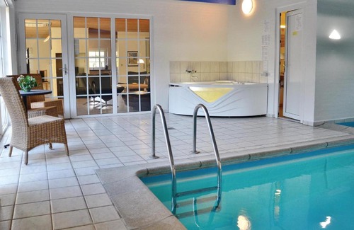 Husby House | Relaxing Retreat at Holiday Home Græmvej Ulfborg IV