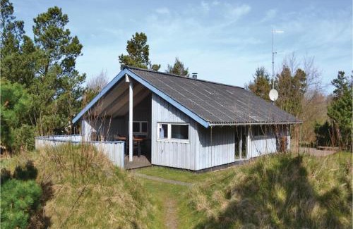 Grærup Strand House | Cozy Home in Oksbl with Sauna and Family-Friendly Perks
