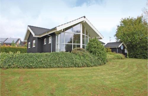 Kelstrup Strand House | Cozy Family Retreat in Haderslev with Full Kitchen
