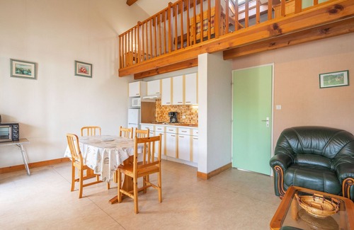 La Palmyre House | Inviting Holiday Home 'Grande Maison Les Mouettes' Getaway