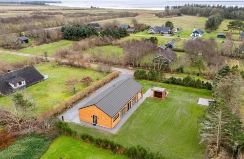 Vemb House | Holiday Home Grimar - 400m to the inlet by Interhome