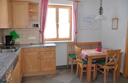 Tauplitz Cabin | Cozy Holiday Home 'Große Winklerhütte' with Garden Retreat