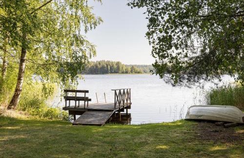 Asikkala House | Family-Friendly Holiday Home Hämeenhelmi with Hot Tub