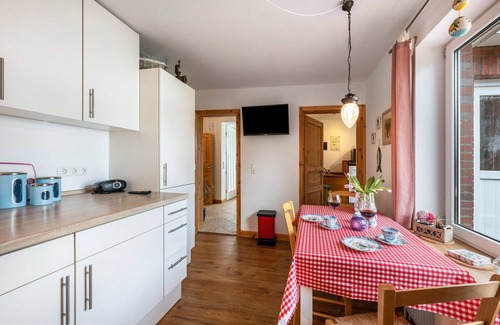 Neuenkirchen House | Holiday Home 'Haus Marschblick' with Private Terrace, Private Garden and Wi-Fi