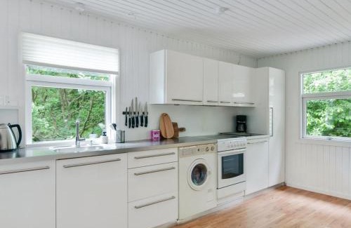 Nordost House | Cozy Holiday Home Hilde - Family & Pet Friendly Near the Sea