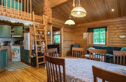 Lotjola House | Inviting Holiday Home Hirsiniemi - Pet & Child Friendly