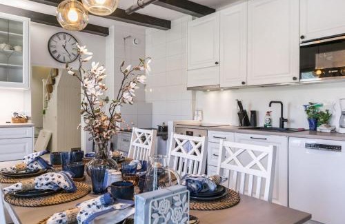 Kustavi House | Holiday Home Holiday pleikilä by Interhome