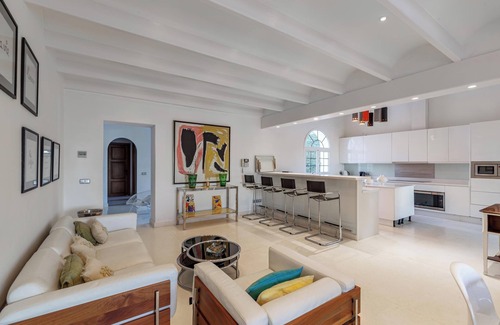 New Golden Mile House | Enchanting Holiday Villa in Marbella with Ocean View & Pool