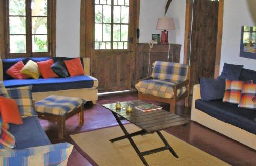 Leon House | Pet-Friendly Holiday Home Hollebarde by Interhome
