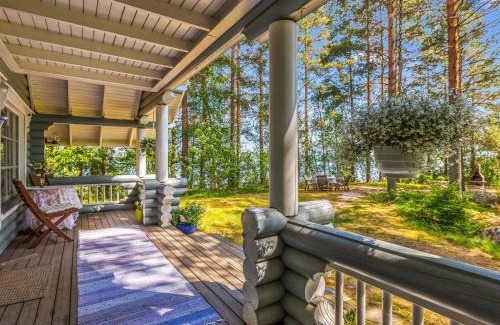 Hiukkajoki House | Pet-Friendly Holiday Home Honkaniemi with Top Reviews