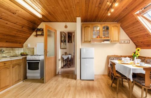 Horni Vestonice House | Family-Friendly Holiday Home Horní Věstonice with Pool
