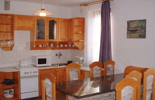 Balatonmariafurdo House | Cozy Holiday Home with Heated Pool Steps from the Beach