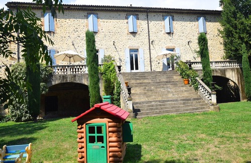 Pont-de-Labeaume House | Elegant Villa with Pool and Breakfast in Sainte-Maxime