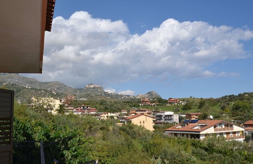 Chianchitta-Trappitello House | Discover Belvilla by OYO Casa con Terrazza: Pet-Friendly Escape