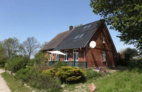 Putbus Apartment | Idyllic Holiday Home I No. 15099 - Family-Friendly Getaway