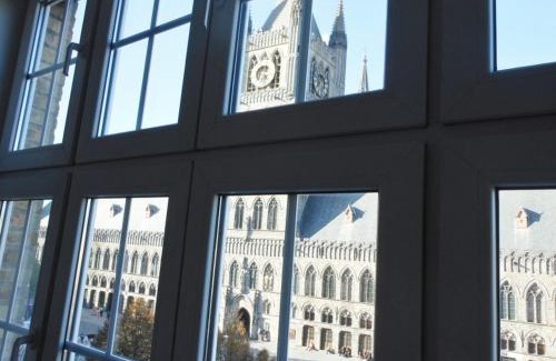 Ypres House | Discover the Comfort of Holiday Home Ieper Market Square