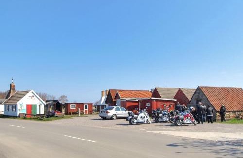 Balka Strand House | Cozy Holiday Home Ignat - Steps from the Sea in Bornholm