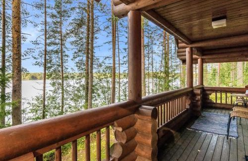 Lotjola House | Inviting Holiday Home Iltarusko with Hot Tub & Pet-Friendly