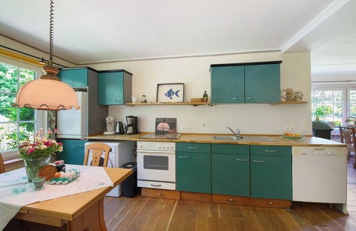 Brueggen House | Cozy Holiday Home 'Im Grünen Winkel' with Garden & Wi-Fi