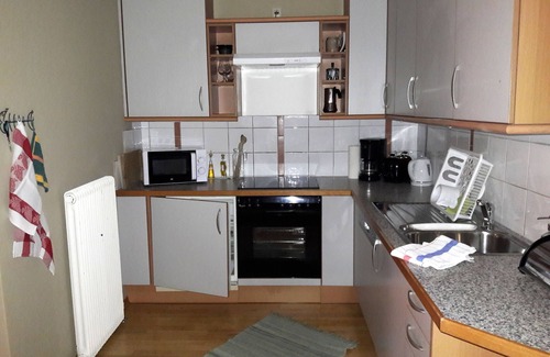 Golling an der Salzach Apartment | Sunny Retreat: Guest Rated 10/10 with Spa & Hot Tub