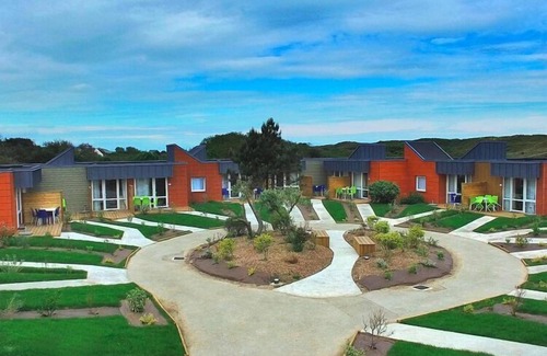 Bleriot-Plage House | Oceanfront Resort in Blériot-Plage for Family Getaways