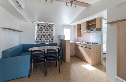 Calella Resort | Cozy Holiday Home in Calella de la Costa with Pool