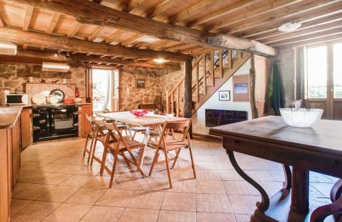 Panton House | Peaceful Country House with Garden in Ribeira Sacra