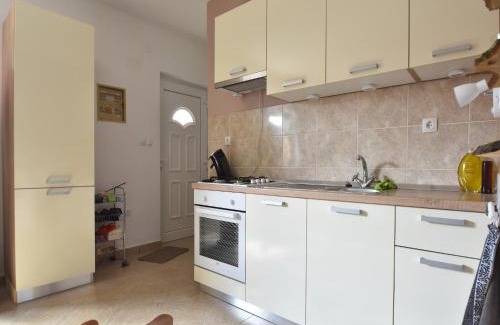 Ladevci House | Idyllic La Evci Holiday Home with Private Pool & Hot Tub