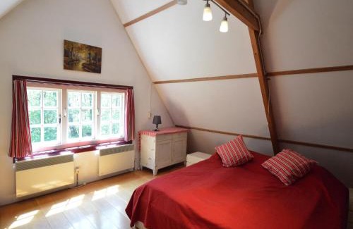 Zuidwolde House | Serene Holiday Home Nestled in Nature - Pet & Child Friendly