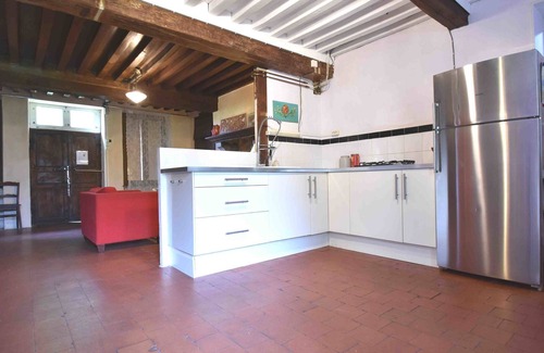 Gacogne House | Bright Holiday Home in Gascony with Garden & Family Amenities