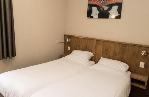 Bisselt House | Holiday Home in Gelderland near Nature Trails, cleaning included