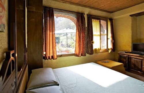 Rancio Valcuvia Apartment | Holiday home in a former mill from the 18th century. With 10 000 m² of land and pool