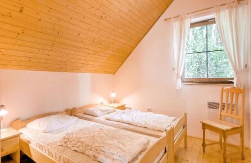 Rudnik u Vrchlabi House | Cozy Holiday Home in the Giant Mountains for Every Season