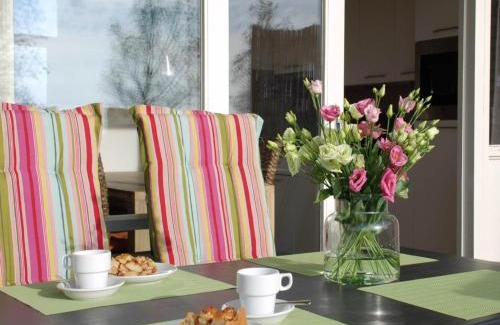 Kamperland House | Holiday Home in Kamperland near Beach, cleaning included